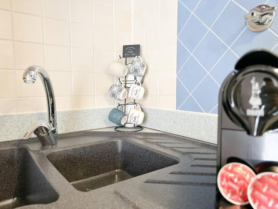 サヴォーナElegante Mansarda 300Mt Dal Mare - Centro - Wifiアパートメント エクステリア 写真